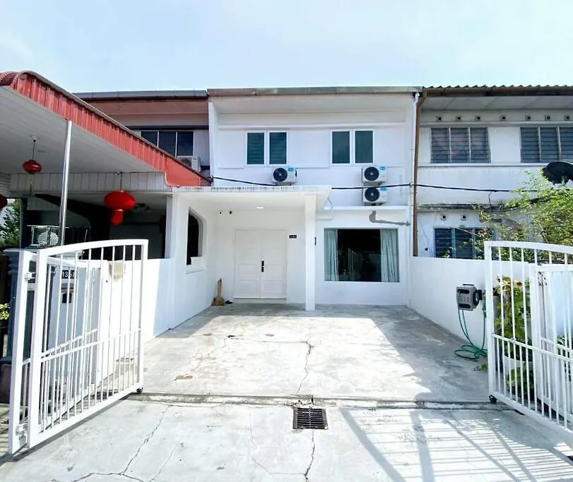 Modern Cozy House 4 Room 10Pax@Bukit Mertajam 0*,