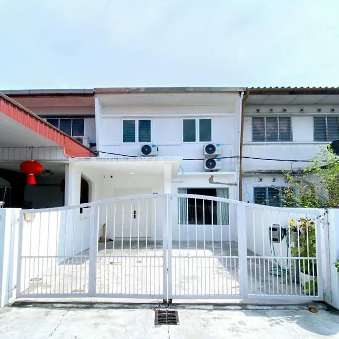 Modern Cozy House 4 Room 10Pax@Bukit Mertajam
